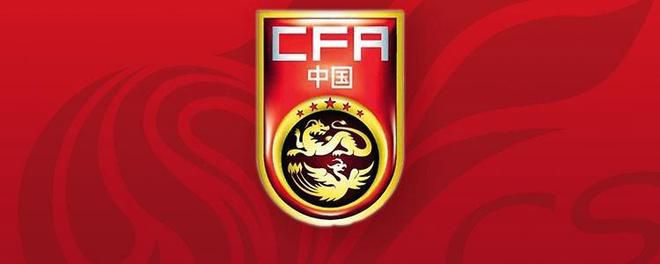 林更新扮演新手护工马腾，李幼斌扮演行动不便的退休骨干老林，两人搭档演绎一对“冤种忘年交”。